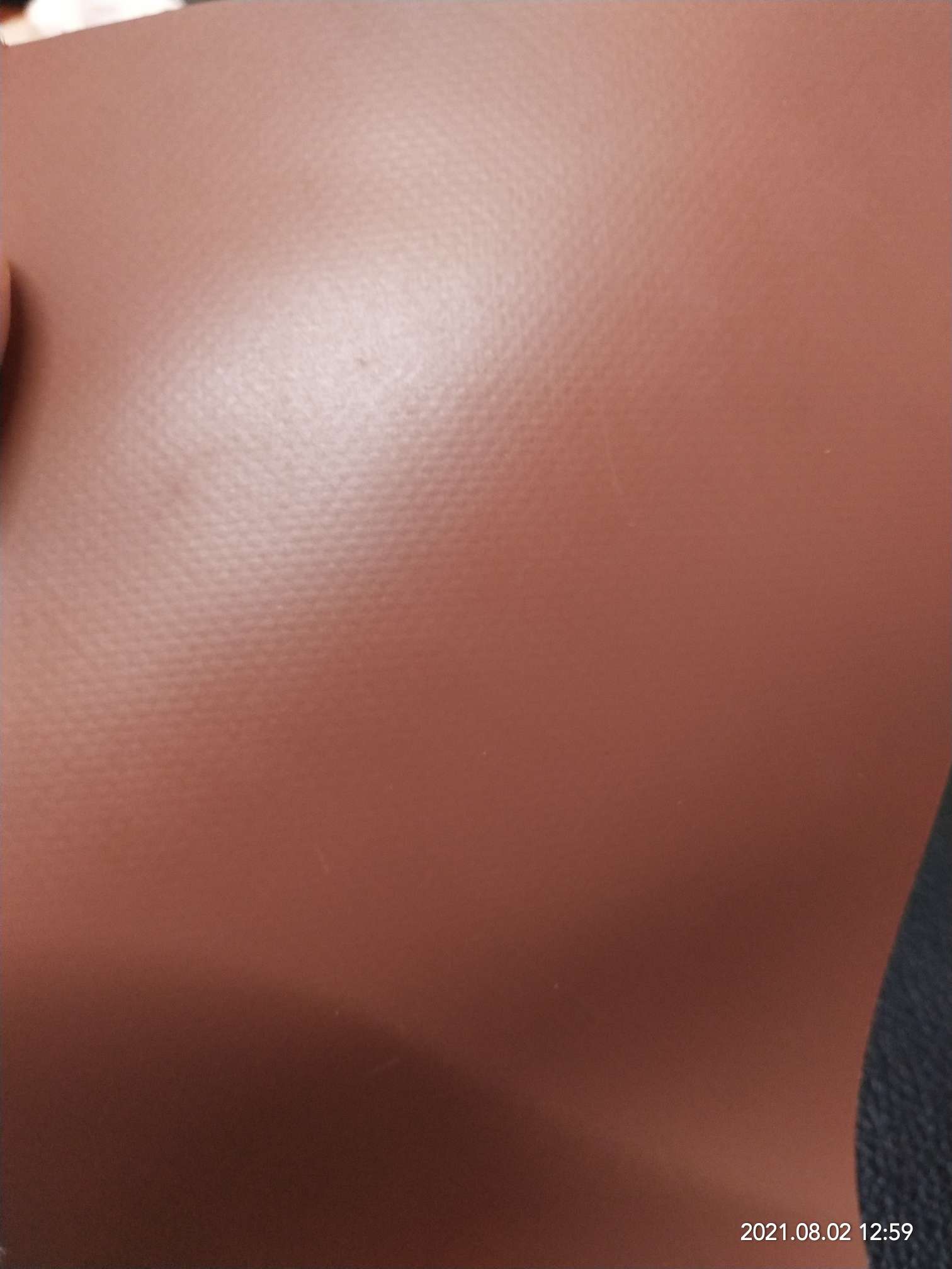 High-quality matte coffee-colored PVC mesh fabric for luggage is suitable for various types of roller shutters, tool bags and special fabric for bags Application Scenario