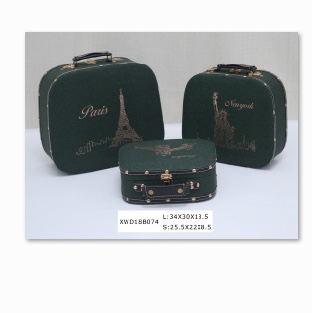 PU retro suitcase Household storage storage box Old fashioned leather suitcase British style window decoration props wooden box full figure