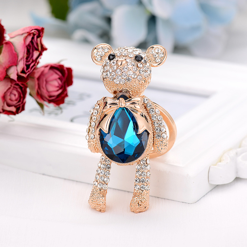 Teddy bear crystal keychains, rhinestone ornaments and car pendants are popular in South Korea Application Scenario