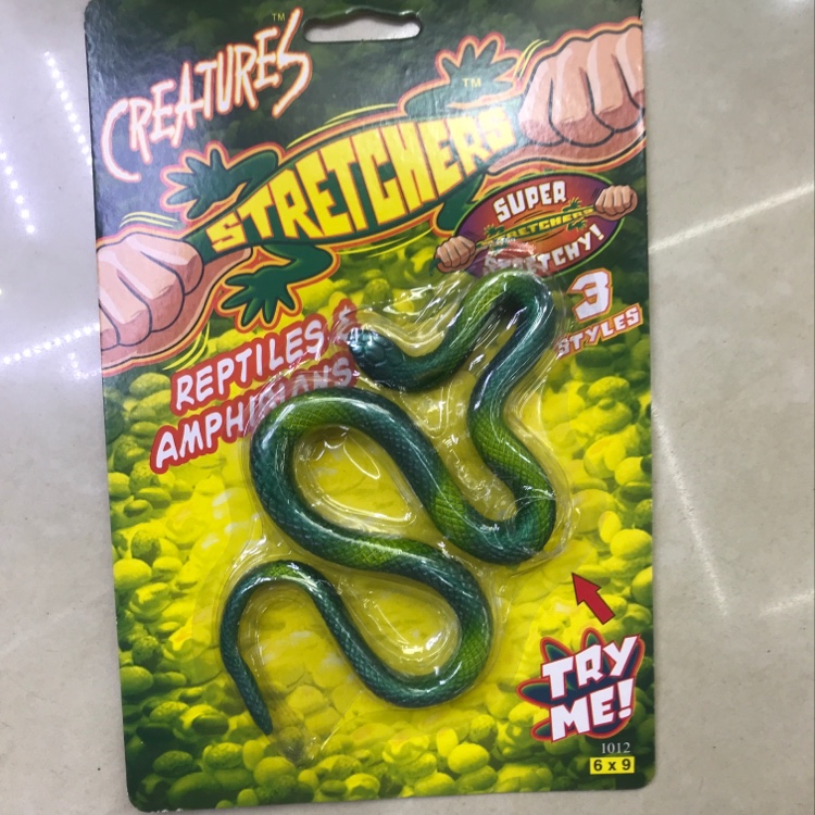 The green snake sucks the card thumbnail