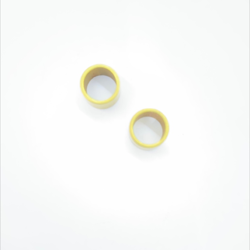 Round copper pipe ring.