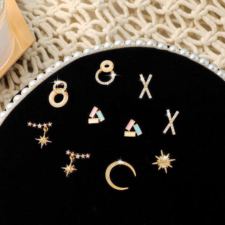 Stud earrings H27