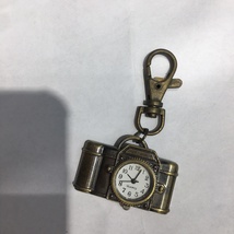 古铜色钥匙扣手表116