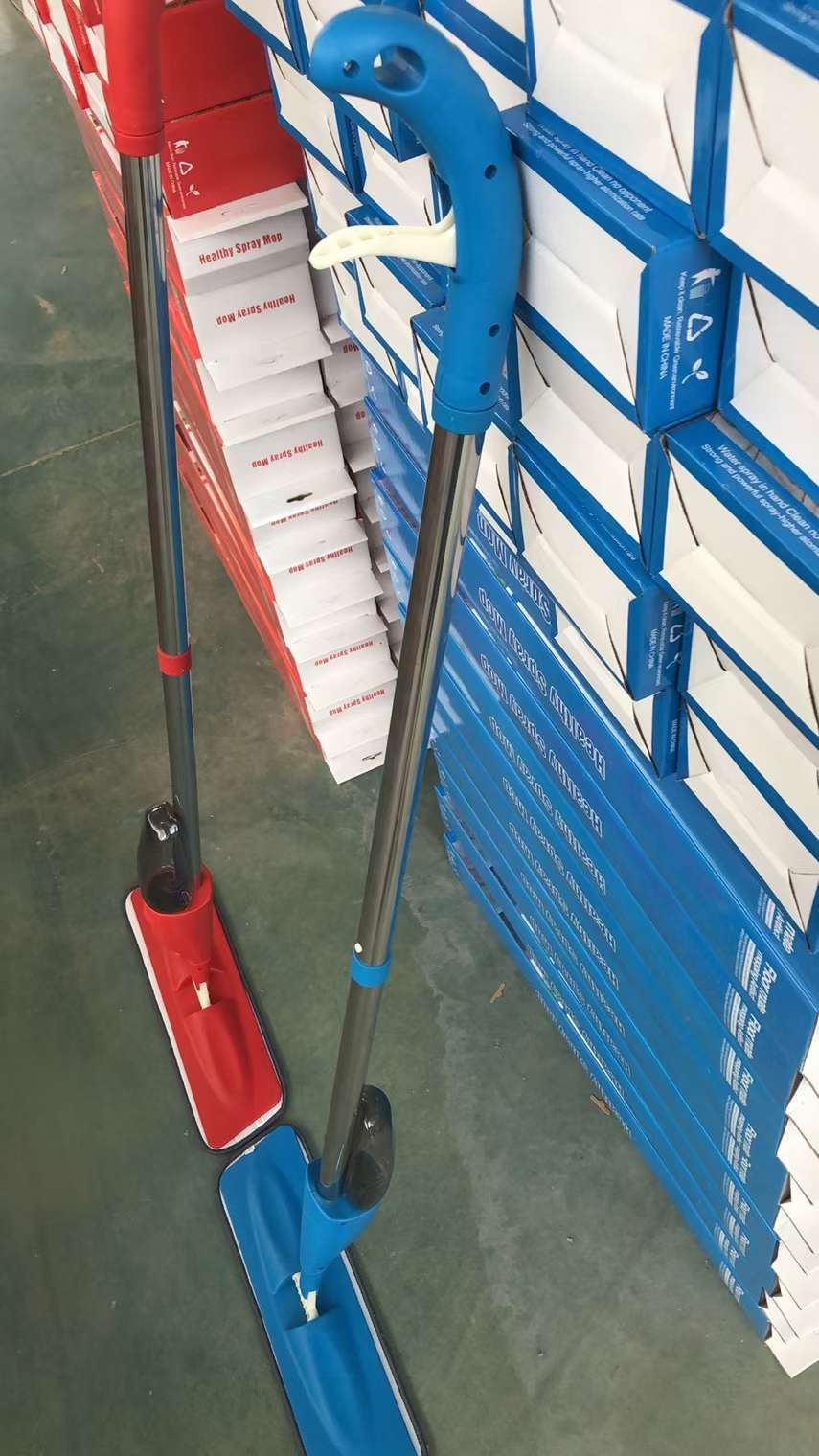 Water Spray Flat Lazy Mop Dry And Wet Wood Floor Tile Mop Wholesale Hands-Free Water Spray Mop undefined