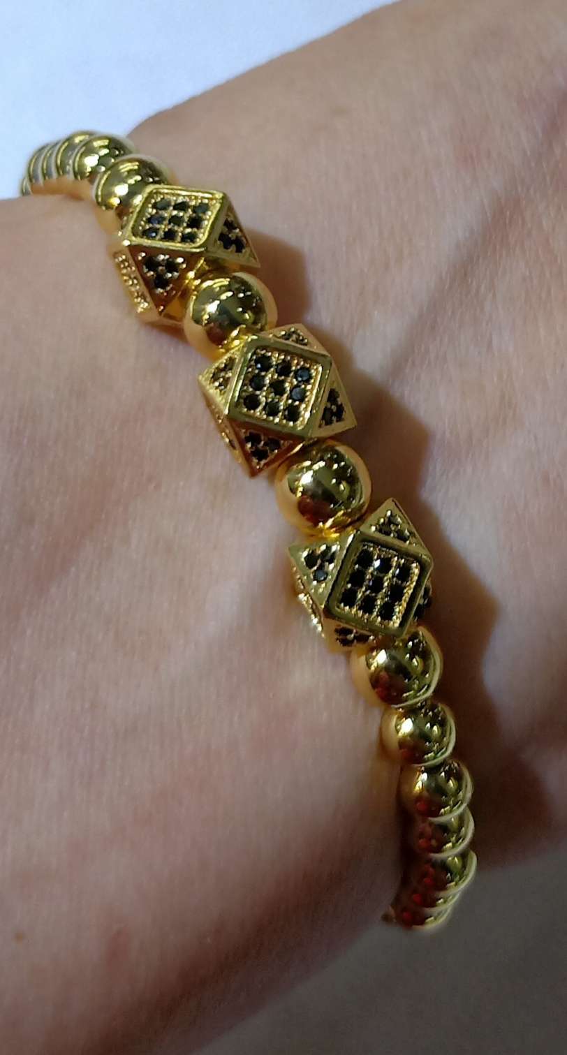 Gossip and personality bracelet Specification image