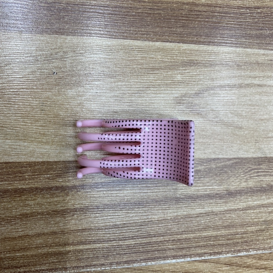 610