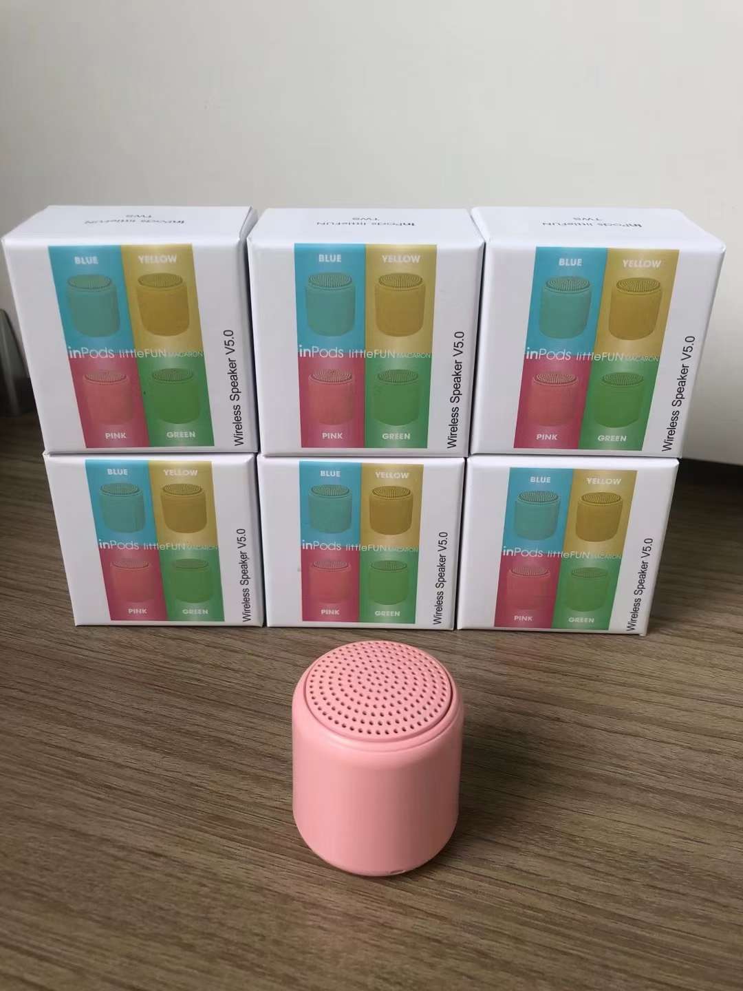 Guangdong Sogo headphones, mobile phone Bluetooth speakers Item Picture