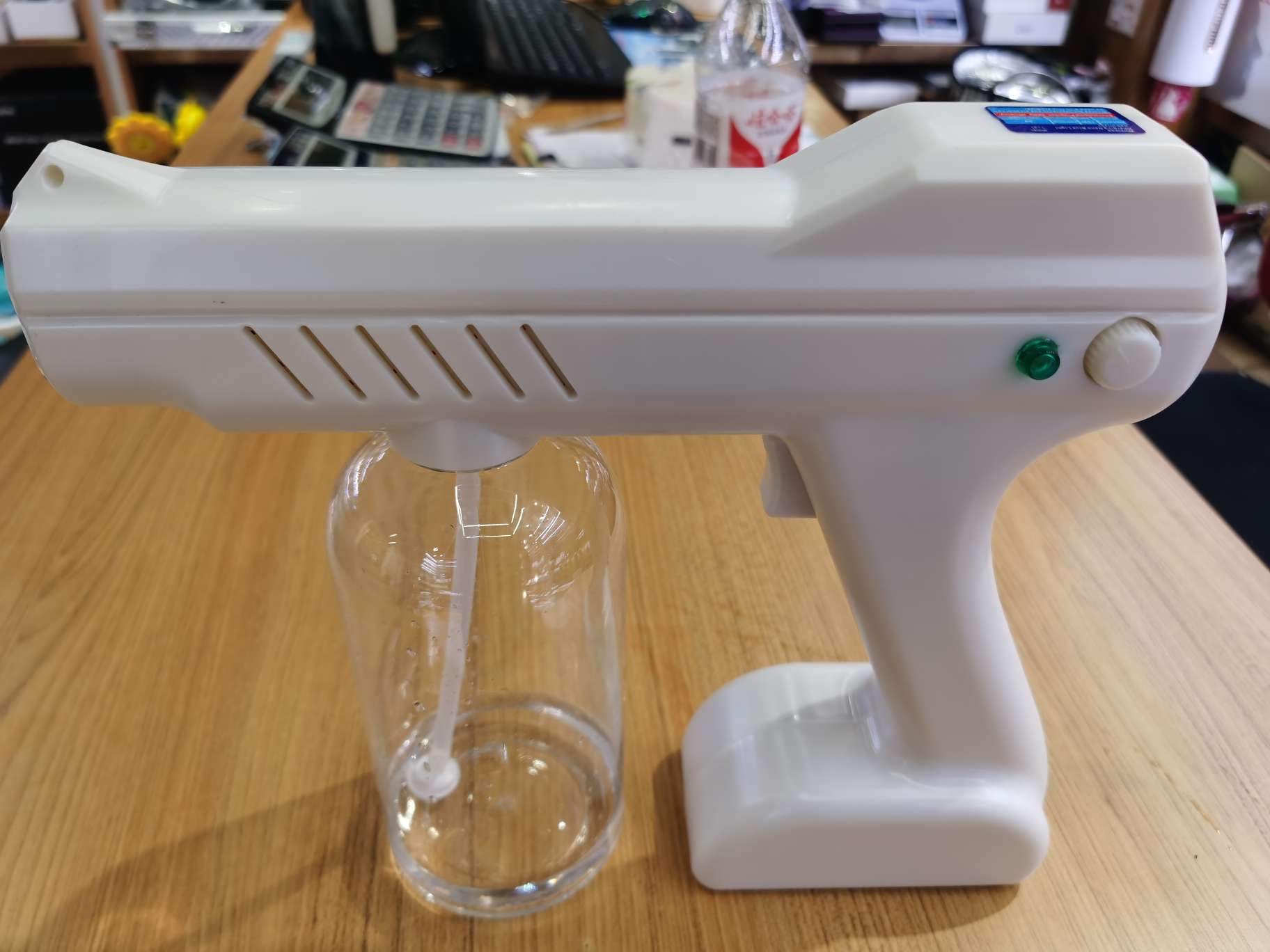Wireless disinfection gun, nano gun, disinfection atomization spray gun, household sprayer, powerful mini portable disinfection gun Application Scenario