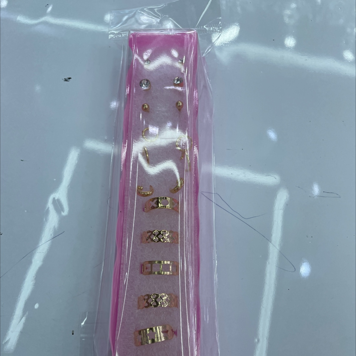 粉盒子耳钉戒指