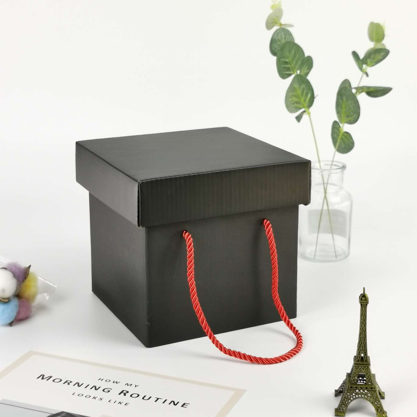 Black square corrugated box, gift box, wedding candy box, snack box, present box, storage box, birthday gift box Specification drawing