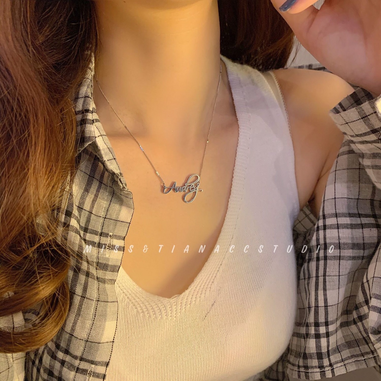 春季蝴蝶项链女choker轻奢小众2021年新款网红锁骨链设计感颈链甜202新款项链女夏小众拼接 insAS蝴蝶锁