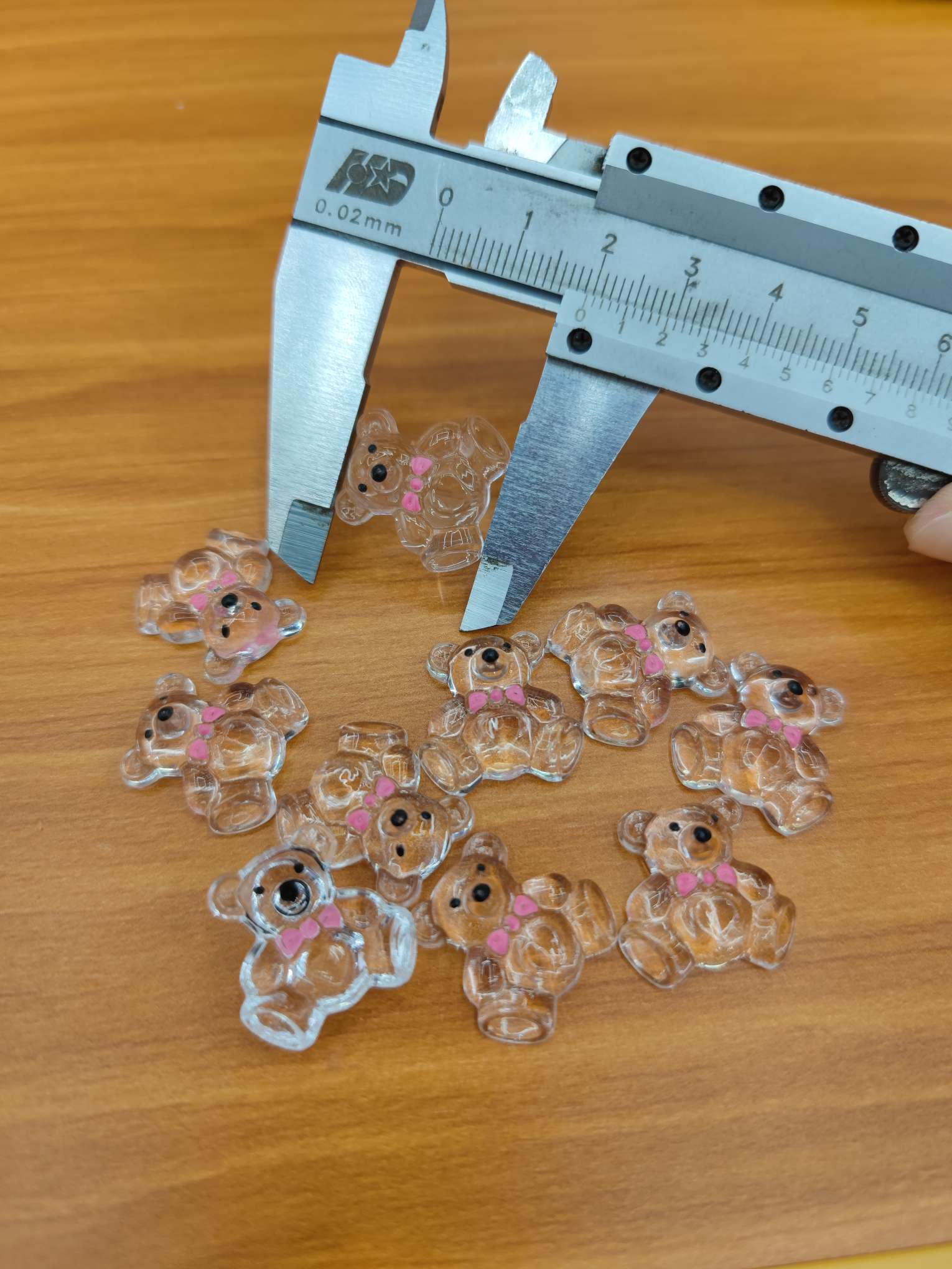 Aizhu jewelry transparent acrylic bear print bow tie Half bear jewelry accessory details Picture