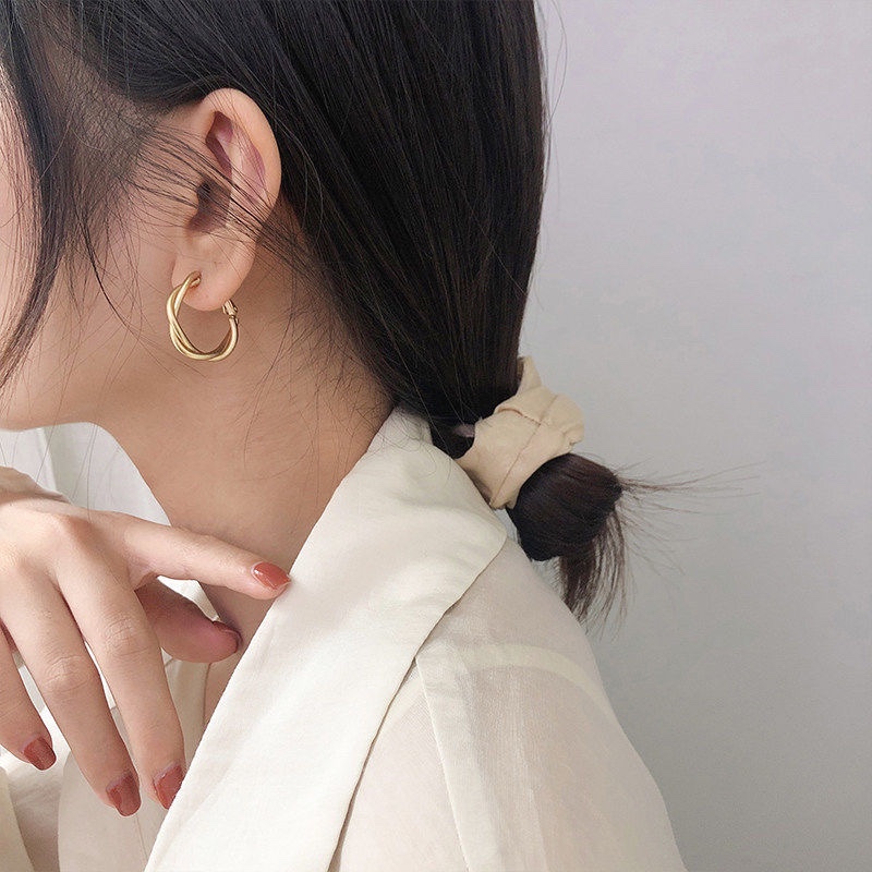 ins earlocks 2021 new premium sense aretes europa y américa exagerado personalidad retro harborwind earlocks mujer cara redonda slim c