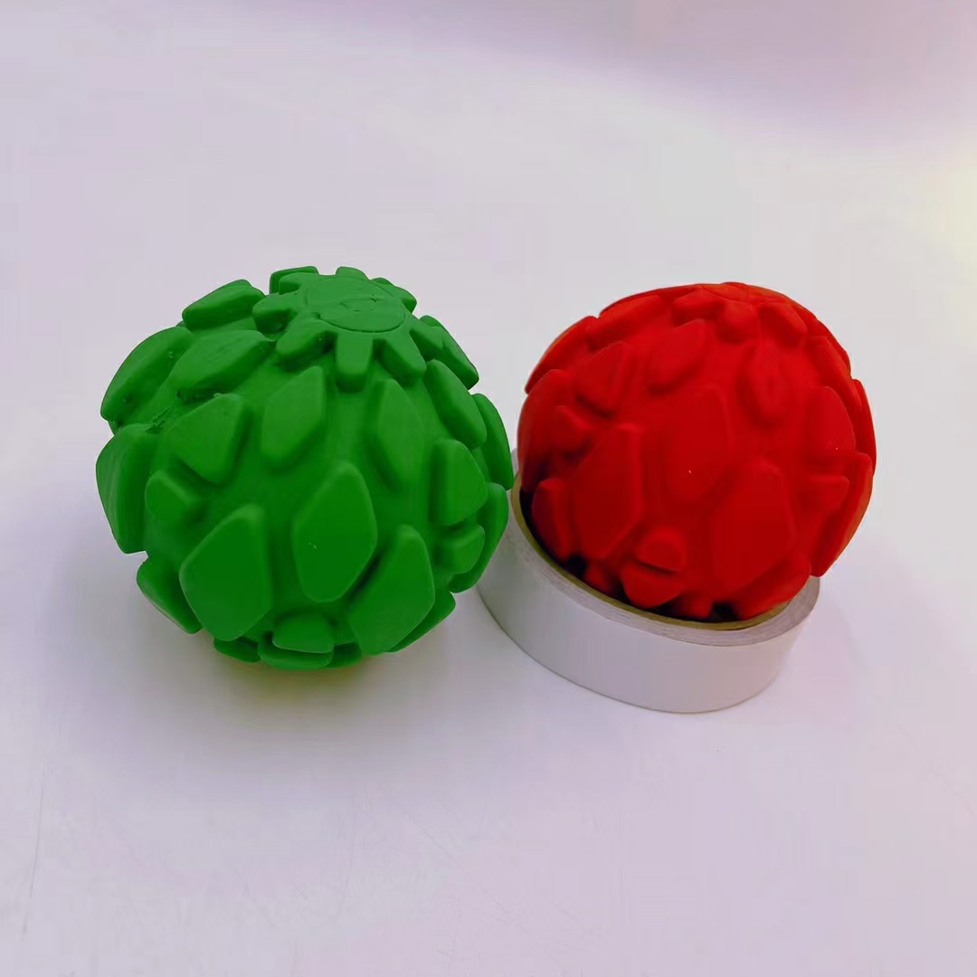 宠物用品！新到货一批🔥
外贸乳胶 球球⚽️骨头🦴小玩具   有轻微瑕疵 不会影响玩耍[机智]详情图14