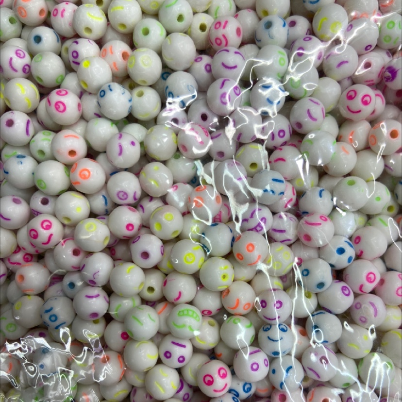 儿童DIY手工串珠亚克力英文字母配件，4x7扁圆7x7正方荧光效果详情图4