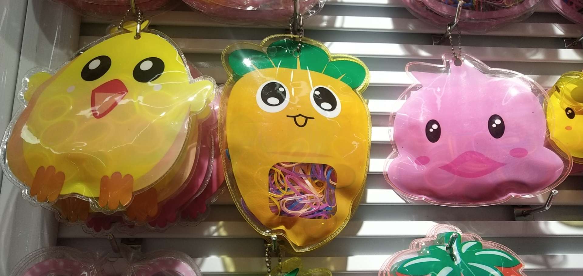 Children's cute-shaped disposable rubber band bag detail image 1