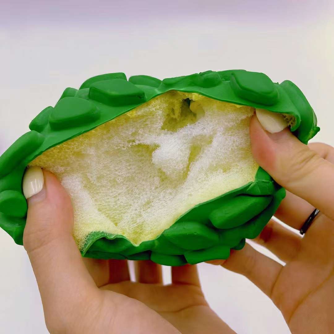 宠物用品！新到货一批🔥
外贸乳胶 球球⚽️骨头🦴小玩具   有轻微瑕疵 不会影响玩耍[机智]详情图13