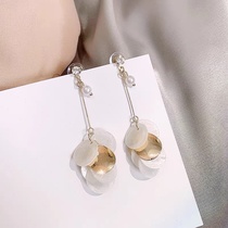 Vintage harbor chic chic Bohemian court chic earrings