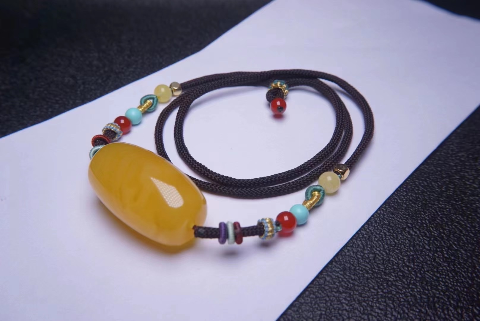 Bucket beads details Picture