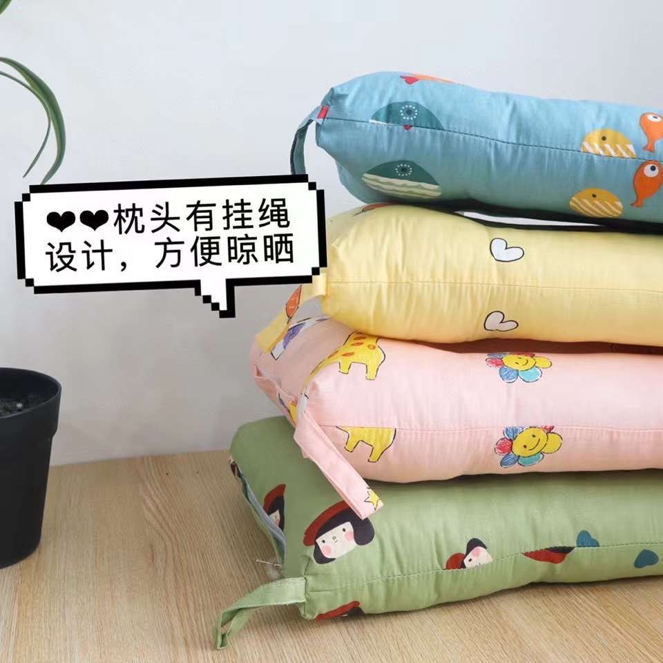 针织开衫儿童/儿童毛衣白底实物图