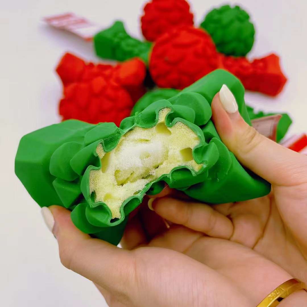 宠物用品！新到货一批🔥
外贸乳胶 球球⚽️骨头🦴小玩具   有轻微瑕疵 不会影响玩耍[机智]详情图15