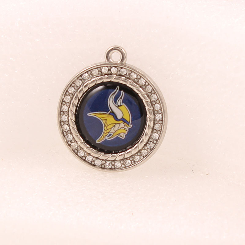 FLY424  欧美爆款镶钻吊坠 NFL charms 橄榄球队手项链小挂件DIY饰品配件