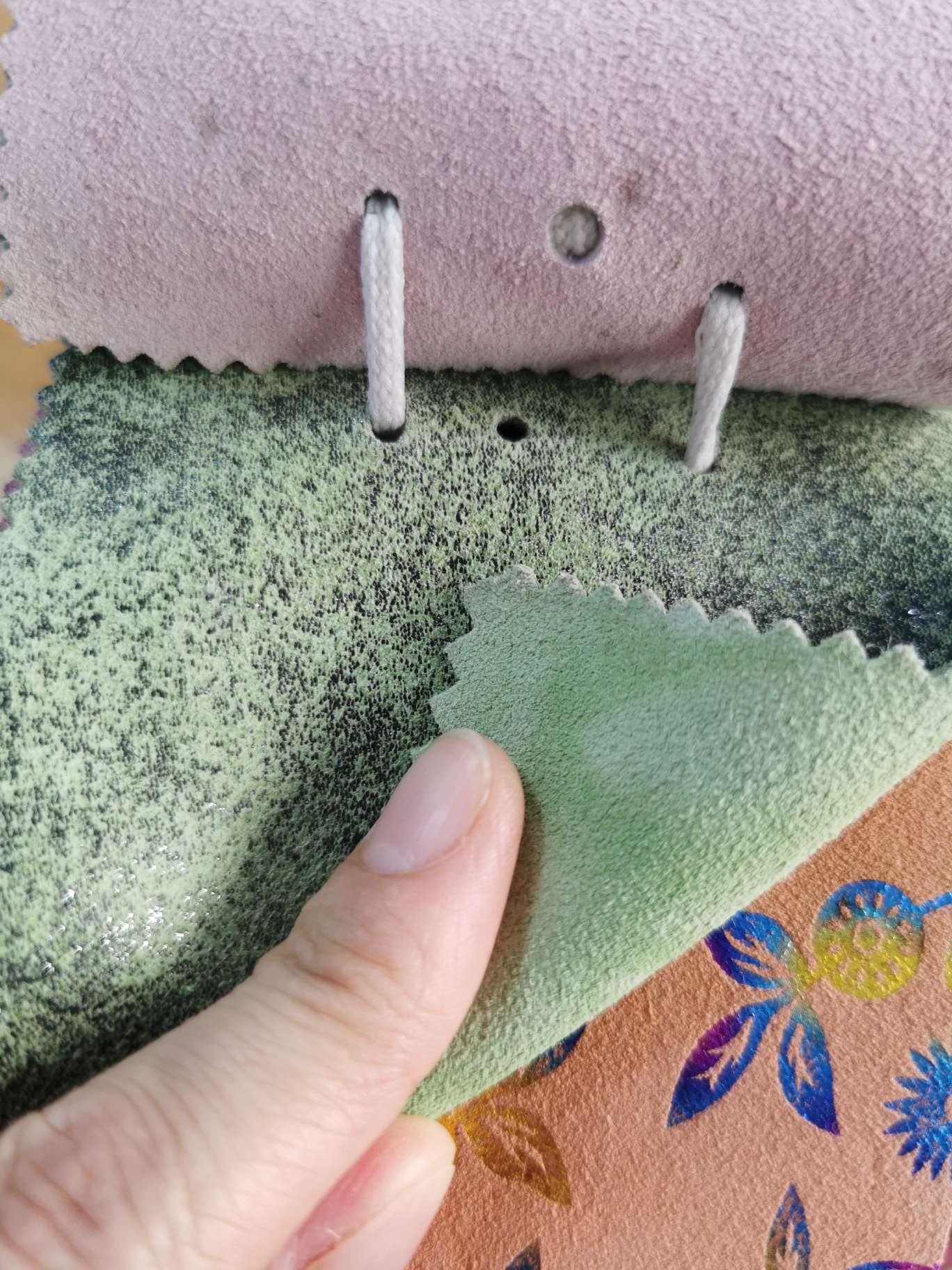 牛皮二层牛绒绿色贴膜，满天星详情图2