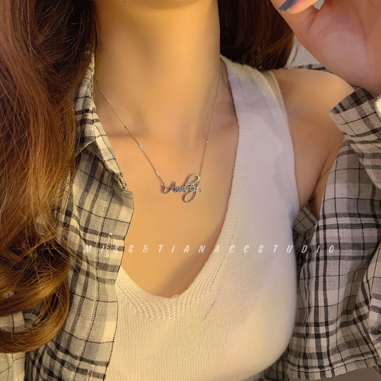 春季蝴蝶项链女chok轻奢小众2021年新款网红锁骨链设计感颈链甜酷风2021新款项链女夏小众拼接 insAS蝴蝶锁详情图3