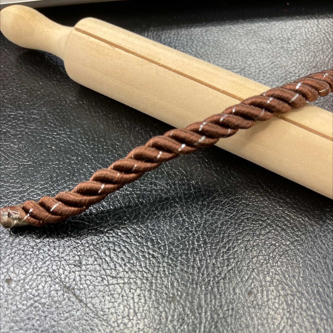 深咖啡加银三股绳、8mm三股绳、家纺装饰绳子