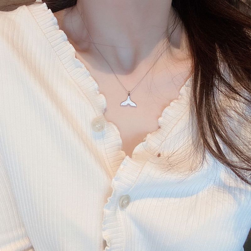 80 - Fashionable letter pearl necklace, light luxury, niche and high-end feel, collarbone chain, Korean temperament, cold style, Internet celebrity necklace for women Specification image