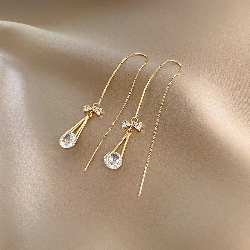 Retro Hong Kong style fashion palace temperament socialite Bohemian earrings