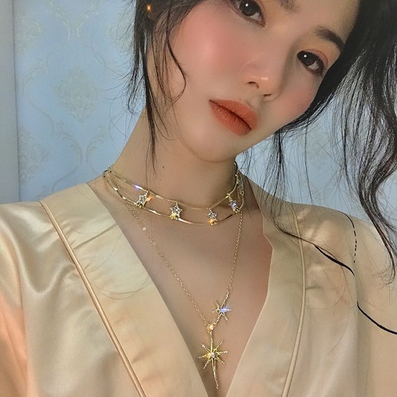 73 - Fashionable letter pearl necklace, light luxury, niche and high-end feel, collarbone chain, Korean temperament, cold style, Internet celebrity necklace for women detail image 4