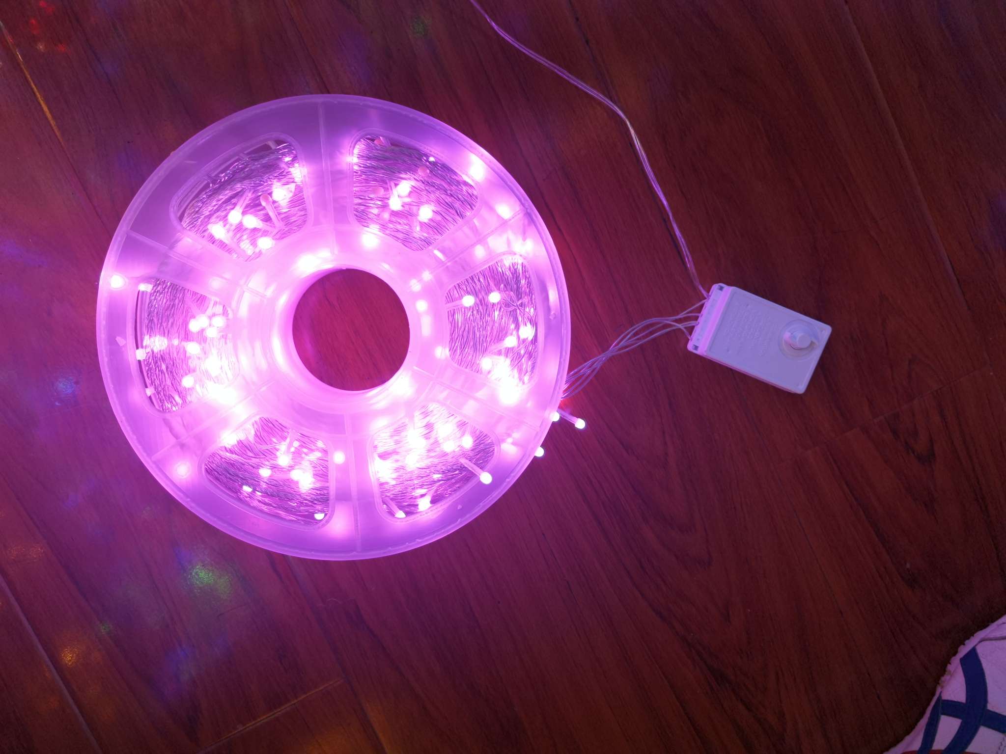 100 Meters 9V Super Bright Light 540 Heads, Each Piece 20 Volumes, Can Do A Variety Of Colors 11 details Picture