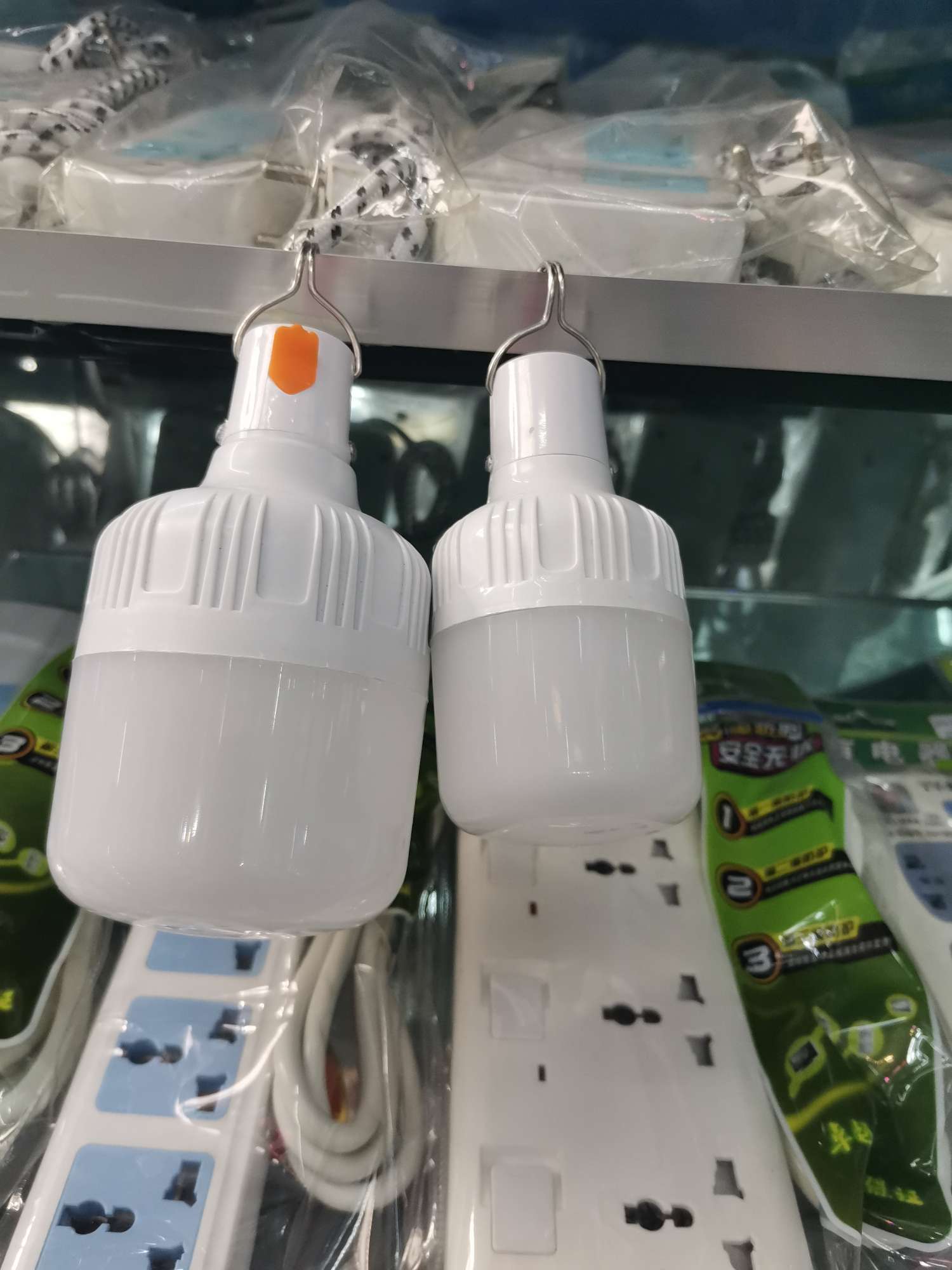 Gao Fu Shuai: Emergency bulb: 5V: 10W: White light details Picture