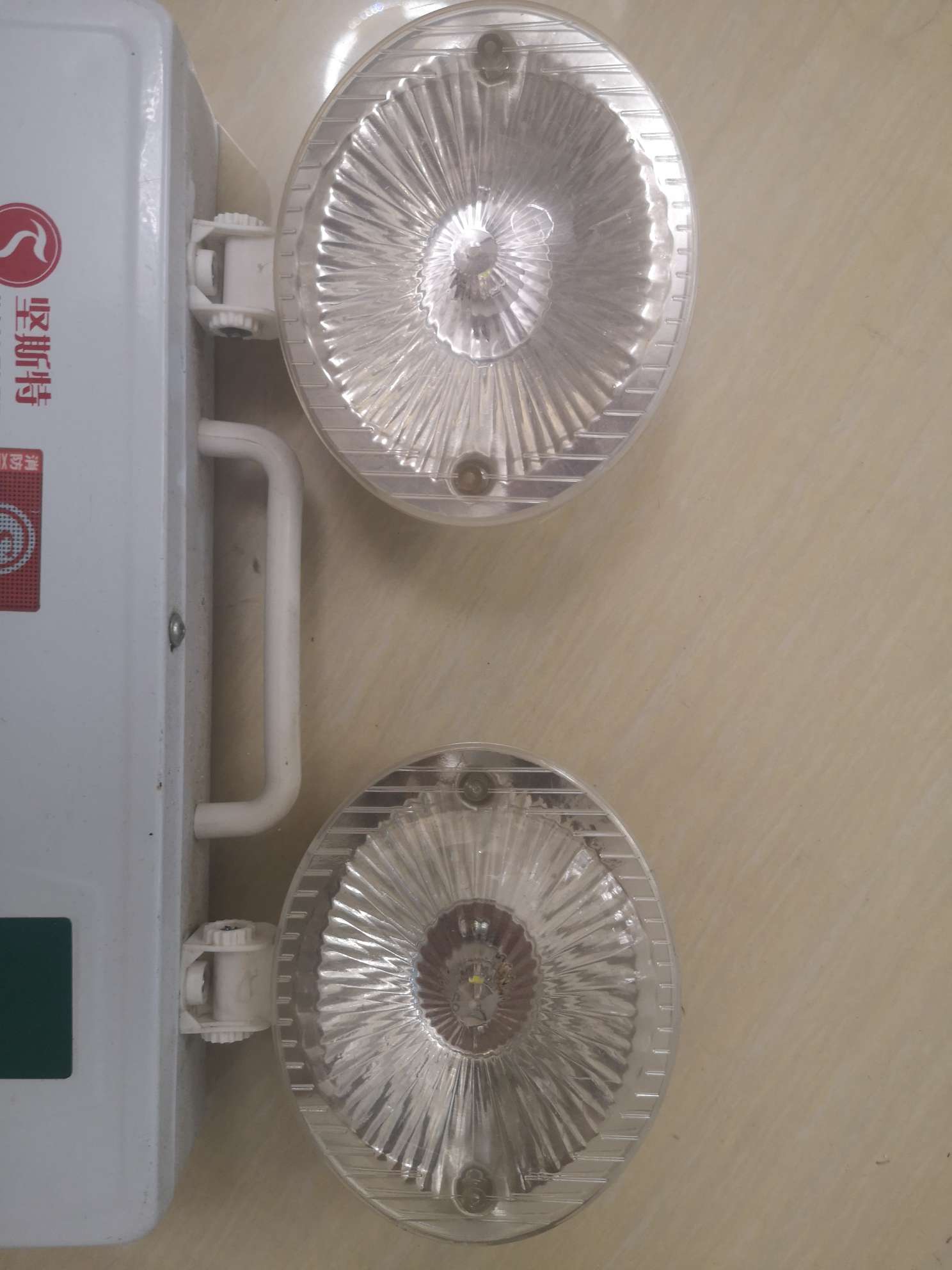 Double-headed emergency lights are suitable for corridor passageways Application Scenario