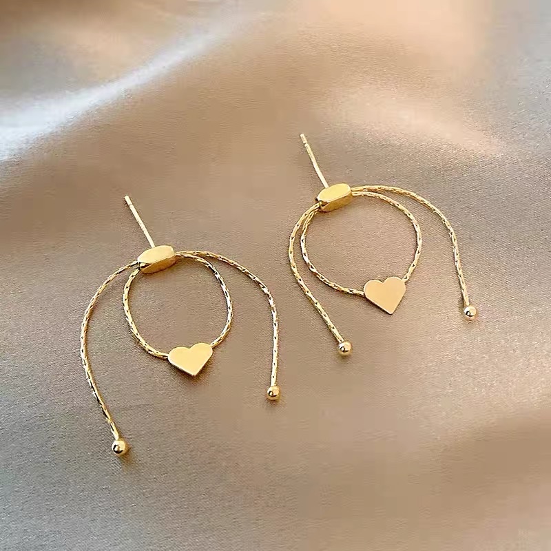 Simple, fashionable, new trend, unique and stylish design, cute earrings for girls details Picture