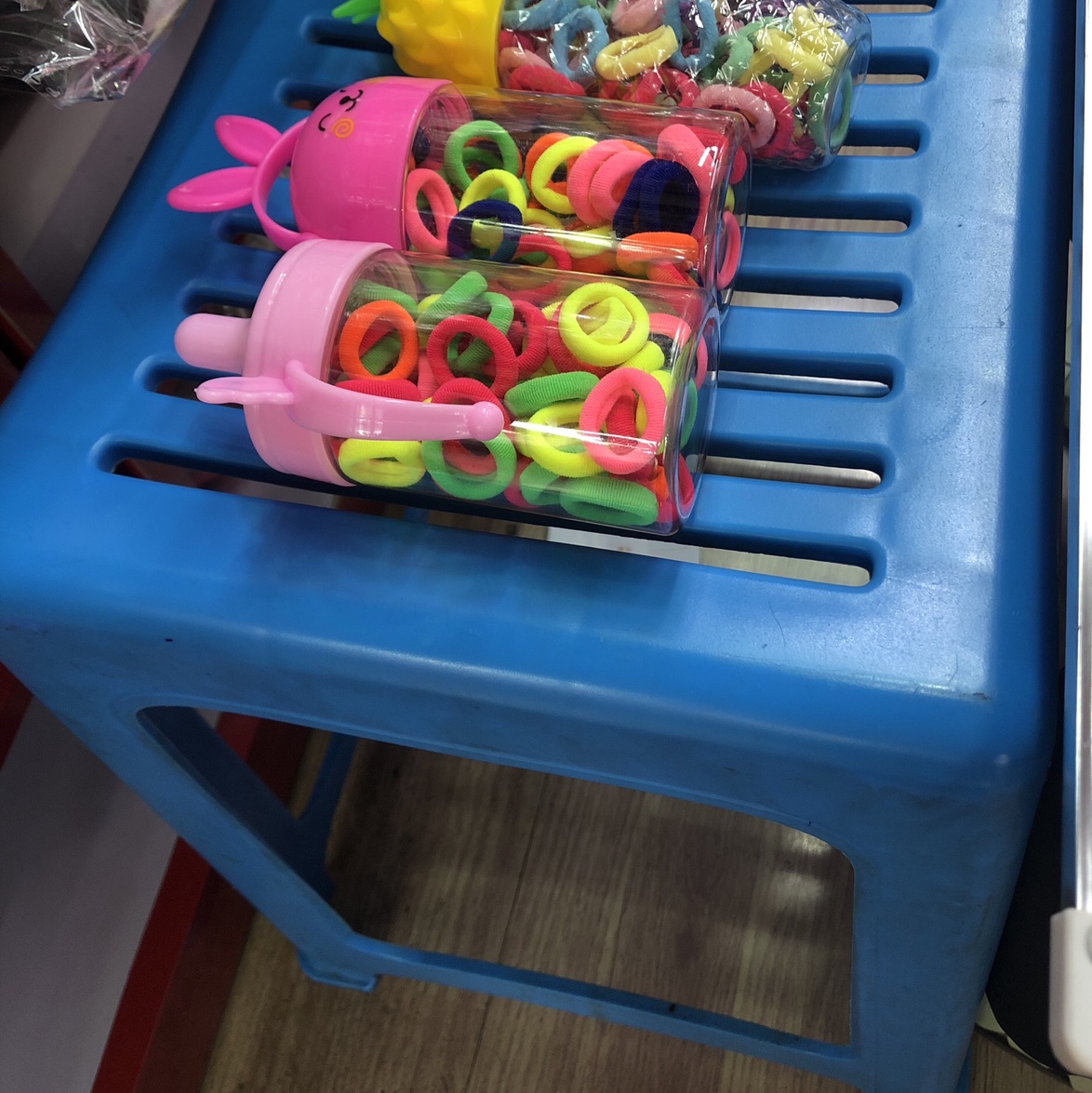 Accessories 1, 8