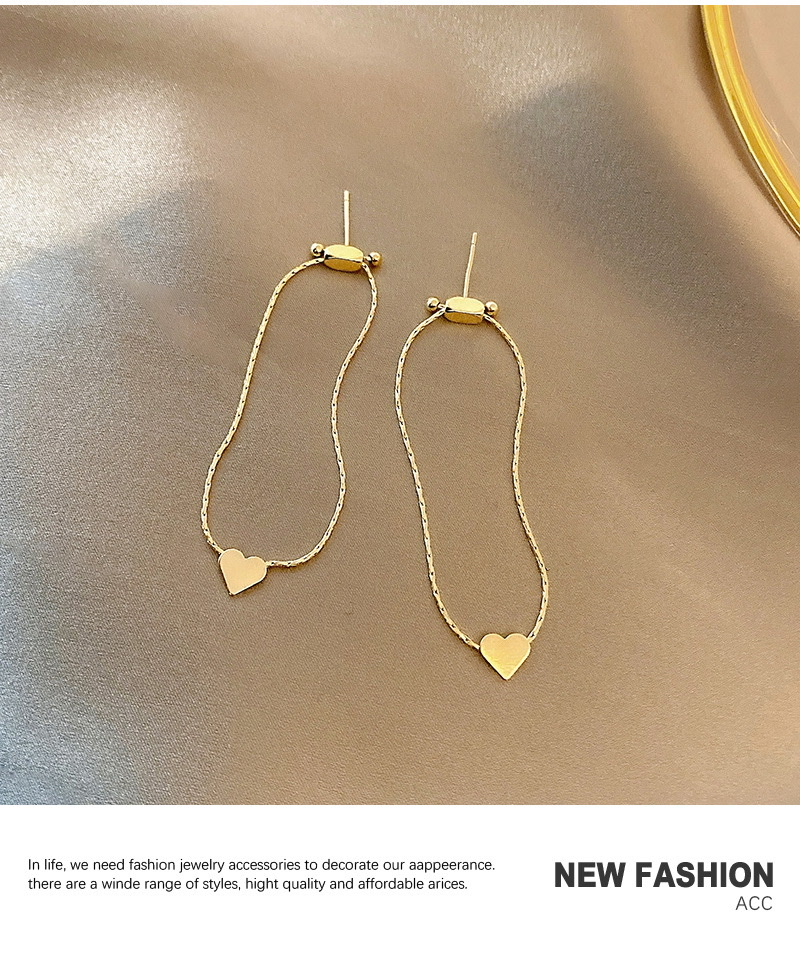 Simple, fashionable, new trend, unique and stylish design, cute earrings for girls Application Scenario