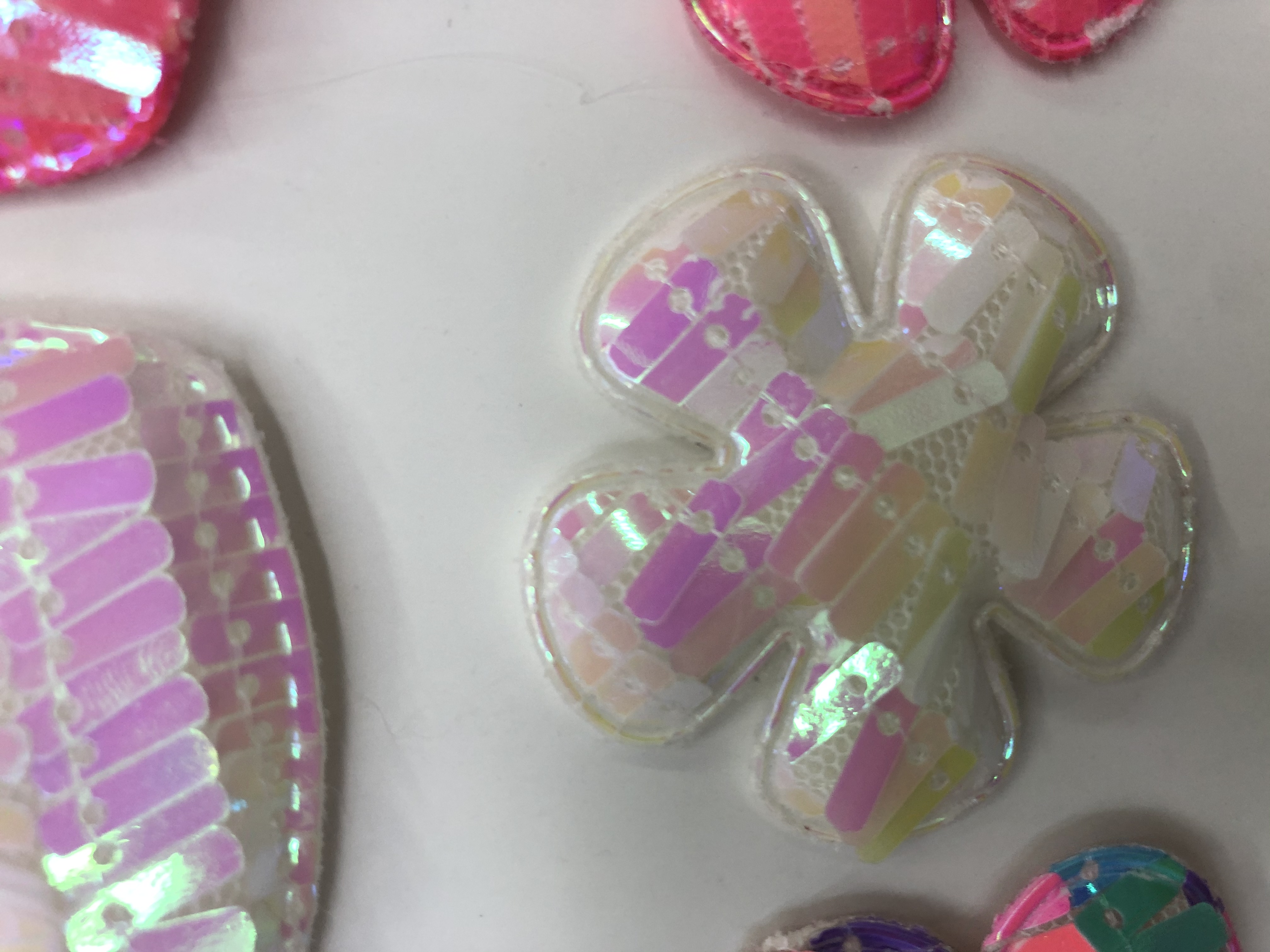 Beaded plum blossom 34 Sequined bow tie 1, elegant autumn and winter plush flower duckbeak clip new forest-style details Picture