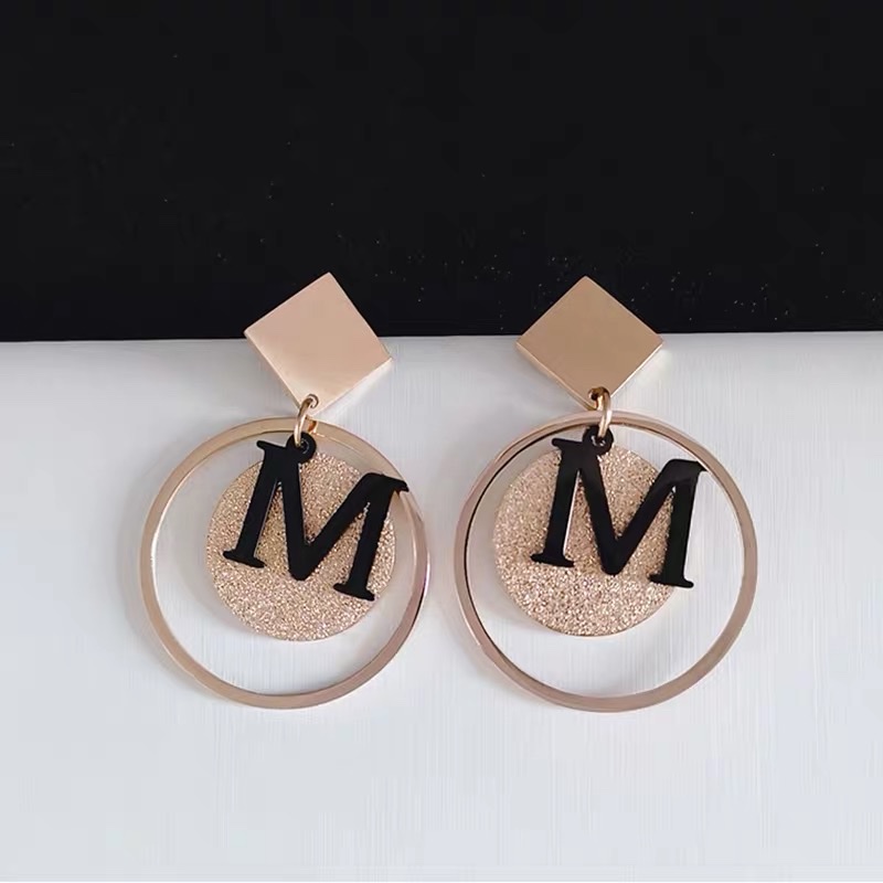 New Korean-style elegant earrings, trendy and simple long earrings, personalized design 1 detail image 1