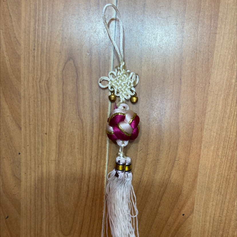 R2 lucky ball with rice, white and plum