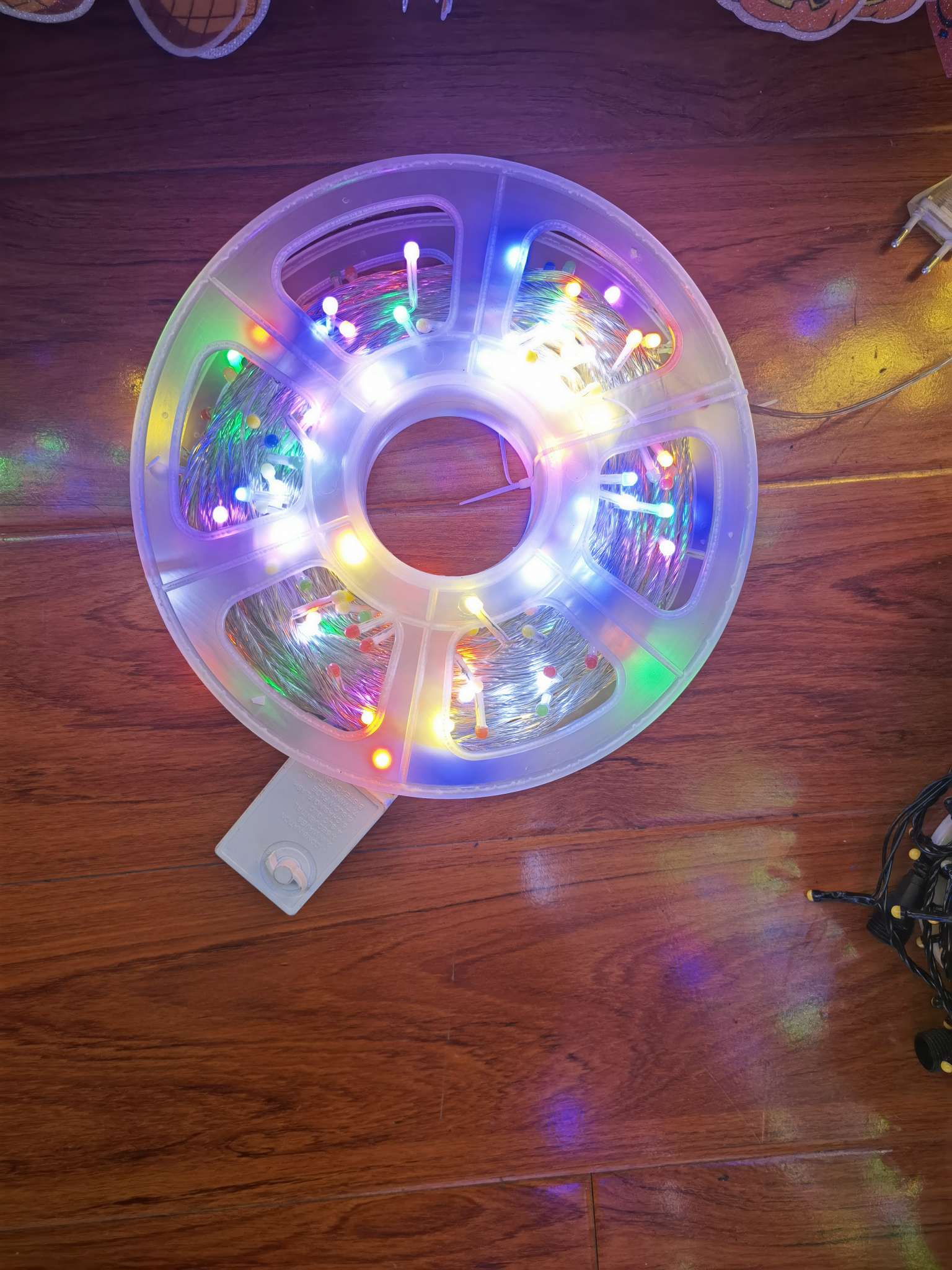 100 Meters 9V Super Bright Light 540 Heads, Each Piece 20 Volumes, Can Do A Variety Of Colors 11 Item Picture
