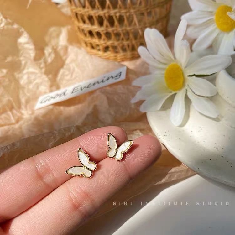 Suave opal francés delicado y simple temperamento aretes nicho sentido de diseño versátil metal con diamantes pendientes auriculares Specification image