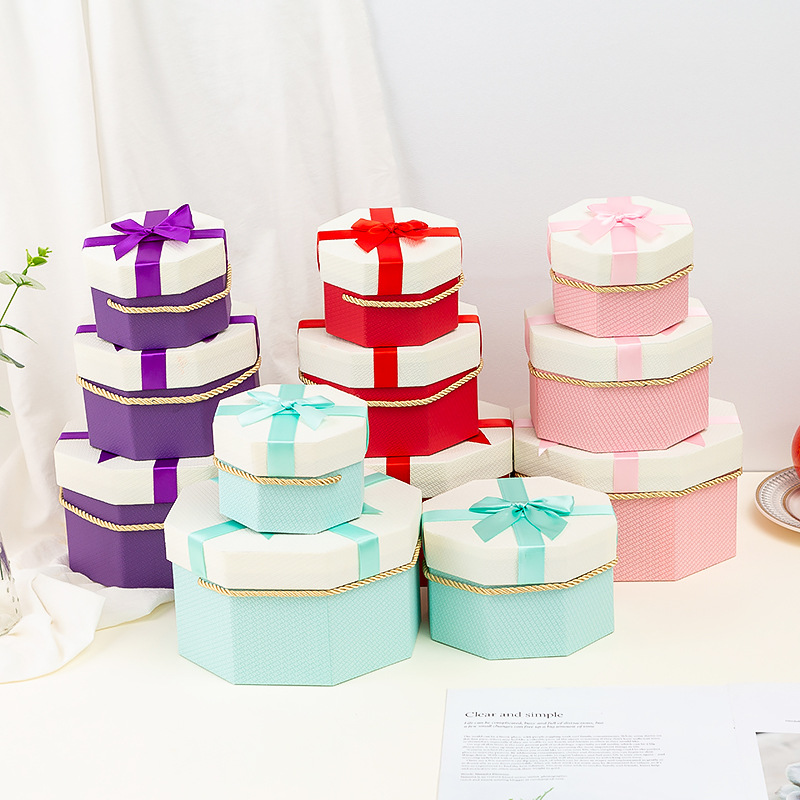 Creative octagonal gift box, wedding souvenir gift box, octagonal gift box, lipstick cup, gift packaging box, three-piece set full figure