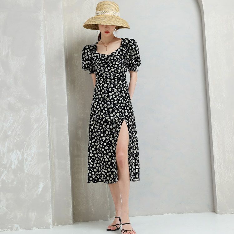 Jimmy Seo French retro Daisy dress, square collar, slimming and elegant chiffon floral dress for women's summer 1D2121880 Application Scenario