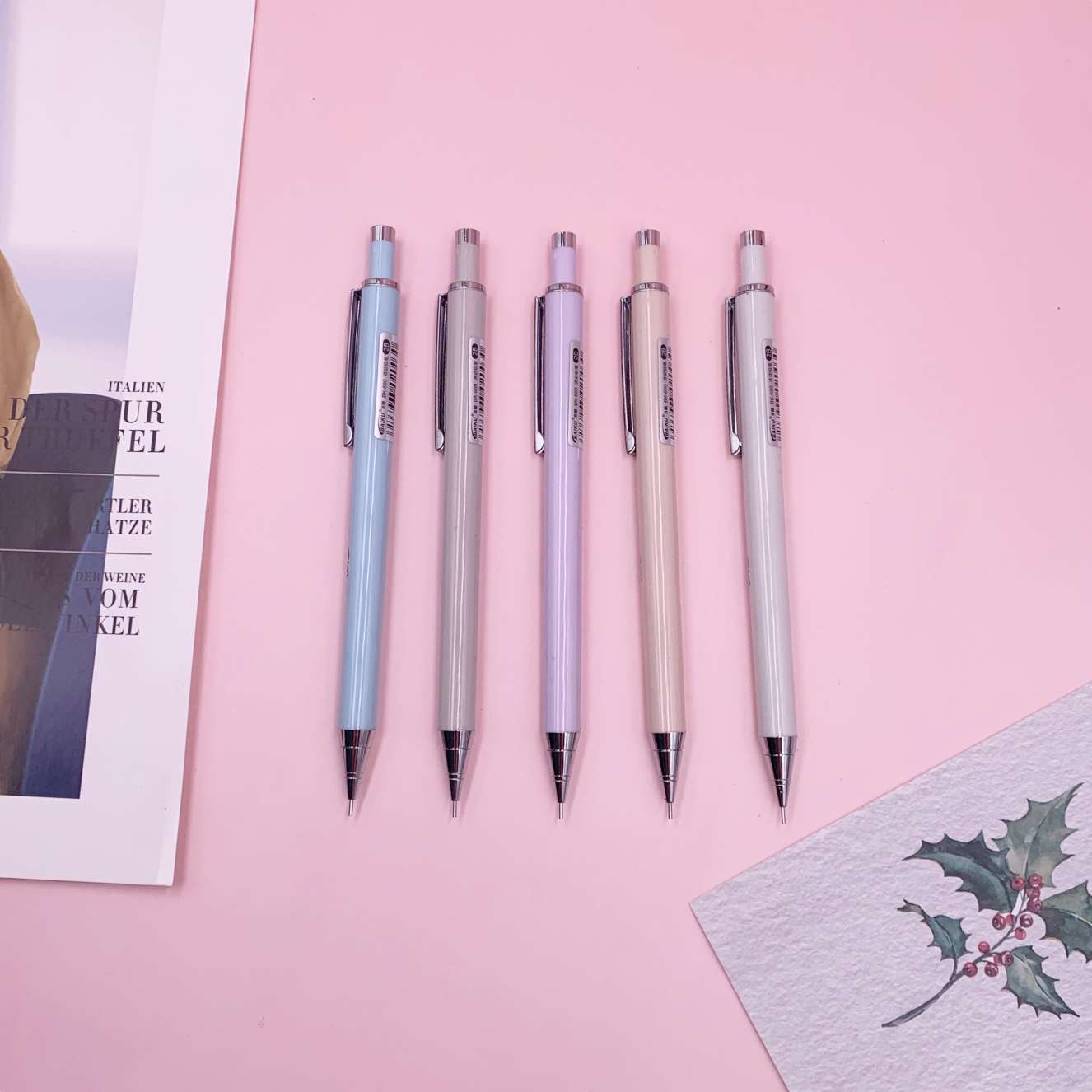 BK-680 pencils, office supplies, anime merchandise, student cartoons Item Picture