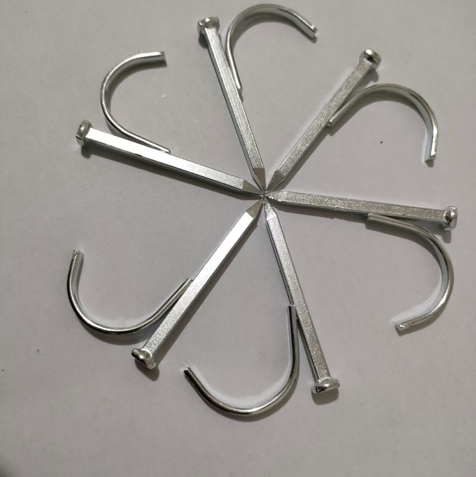 Yiwu quality goods, water pipe hook nails 32