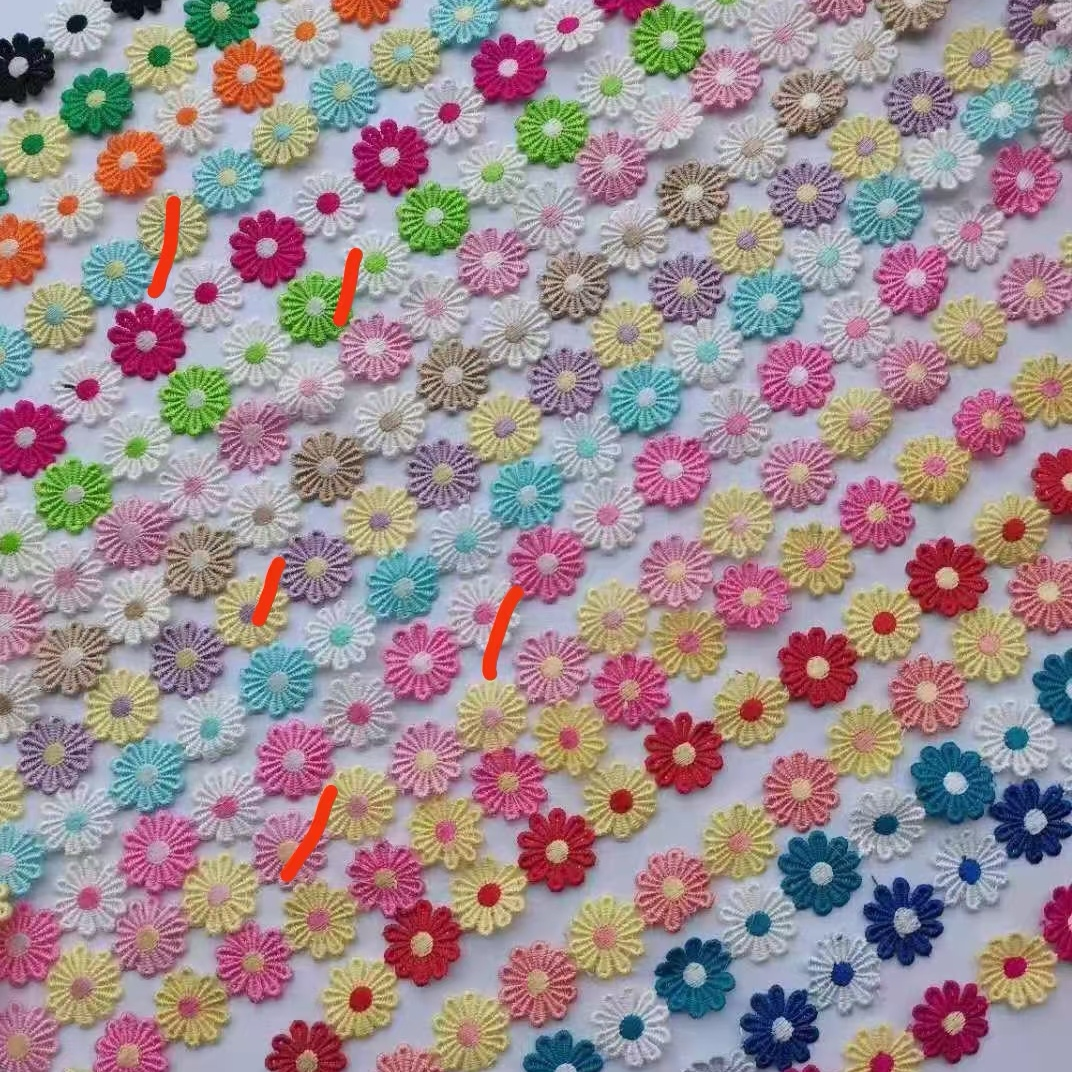梅花水溶花边彩色梅花玩具娃娃帽子篮子鞋子工艺品鞋子毛绒玩具礼品盒现货供应厂家直销民族风格服装辅料贵州苗族服饰