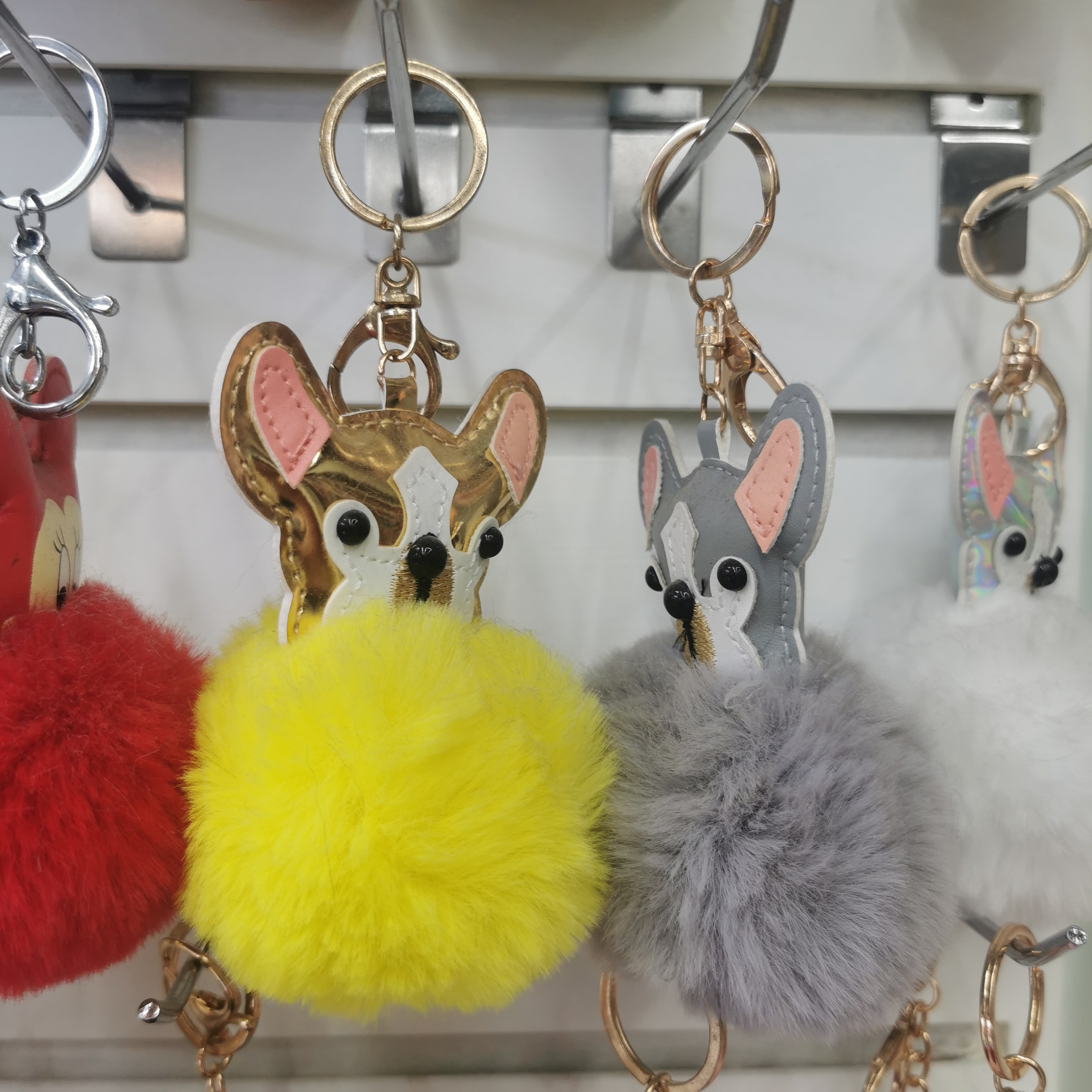 创意兔耳朵毛球钥匙扣 可爱卡通小兔子毛绒公仔玩具包包挂件女详情1