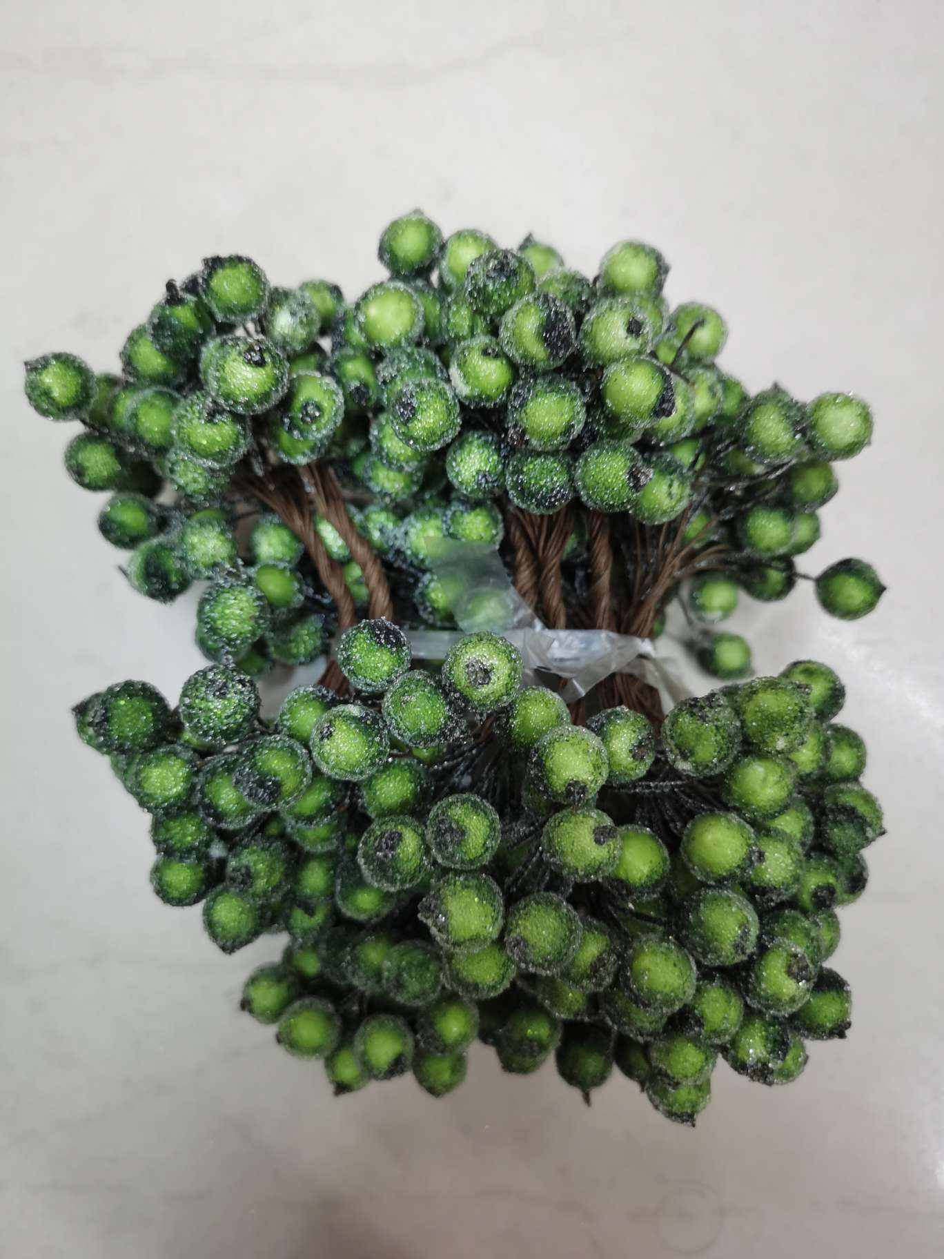 Glass fruit, military green Christmas foam fruit, glass beads, flower arrangement fruit, artificial flower Application Scenario